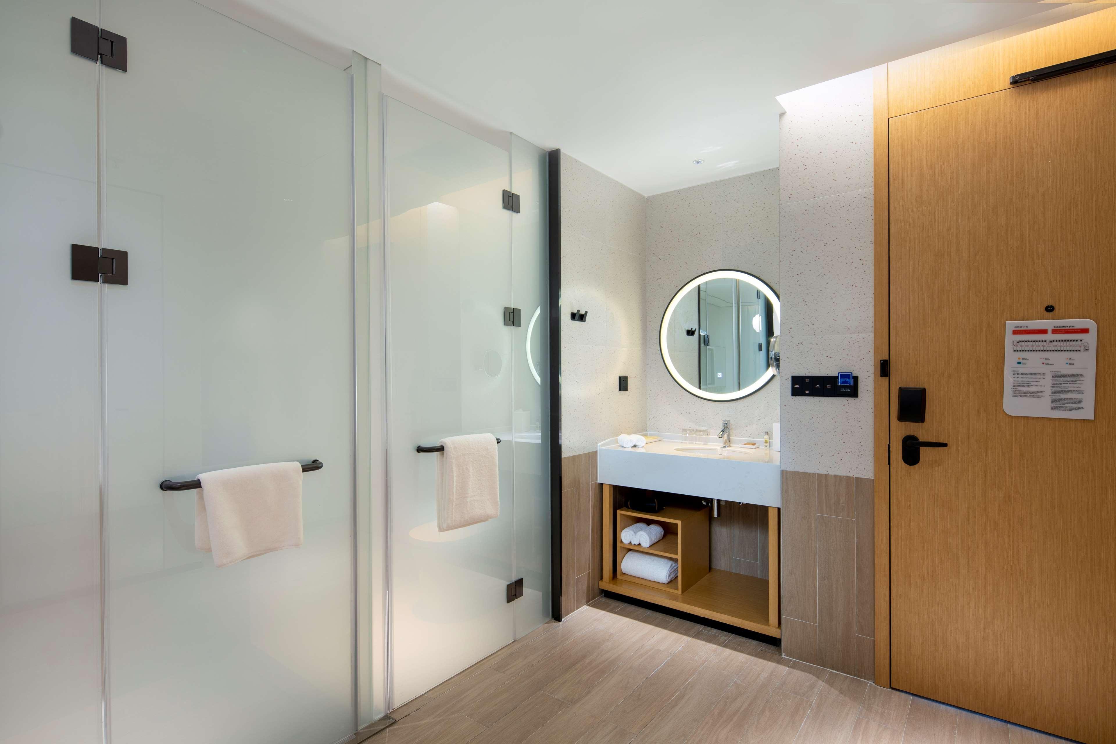 Hilton Garden Inn Shenzhen Nanshan Avenue Eksteriør billede