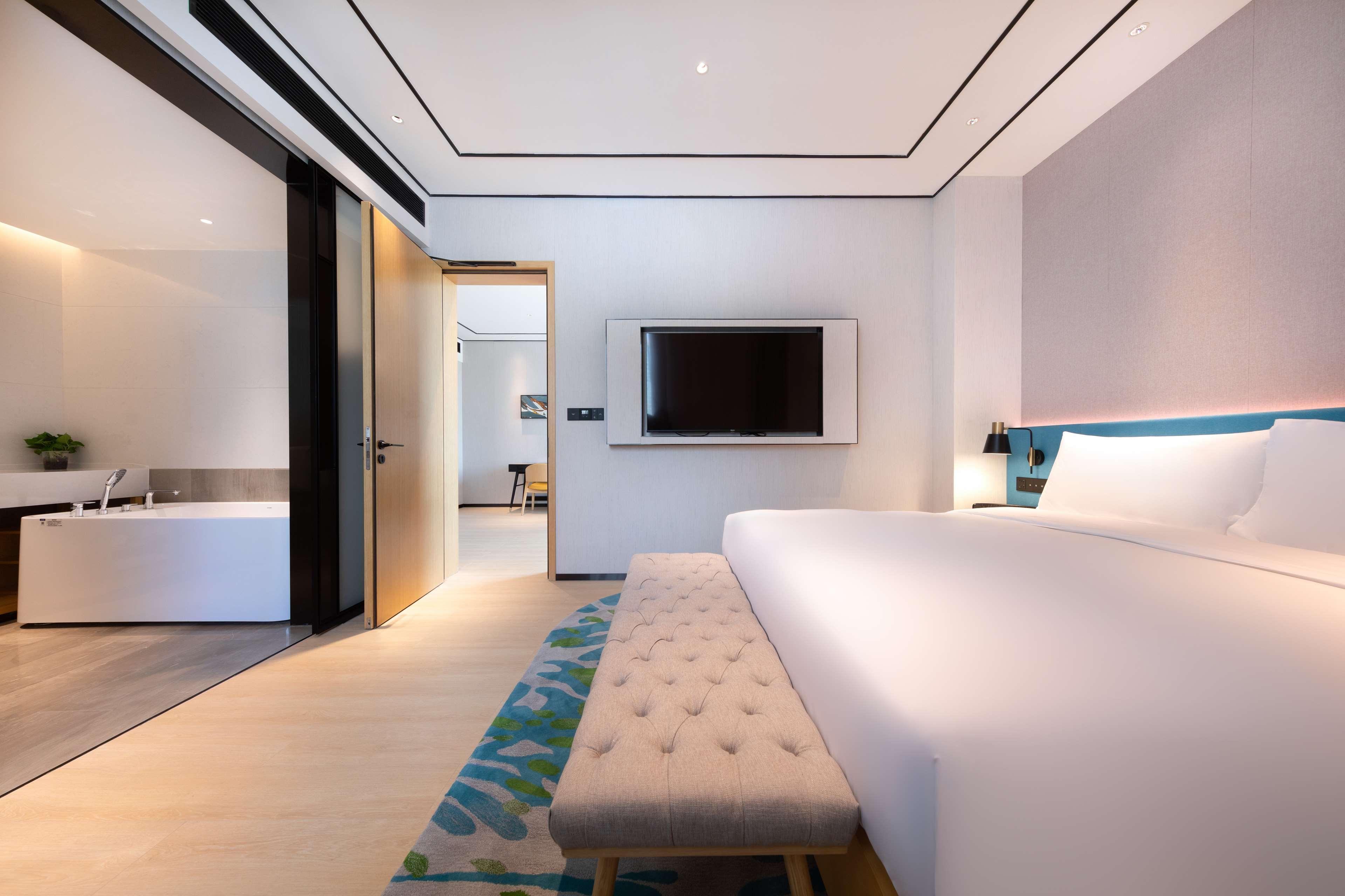 Hilton Garden Inn Shenzhen Nanshan Avenue Eksteriør billede