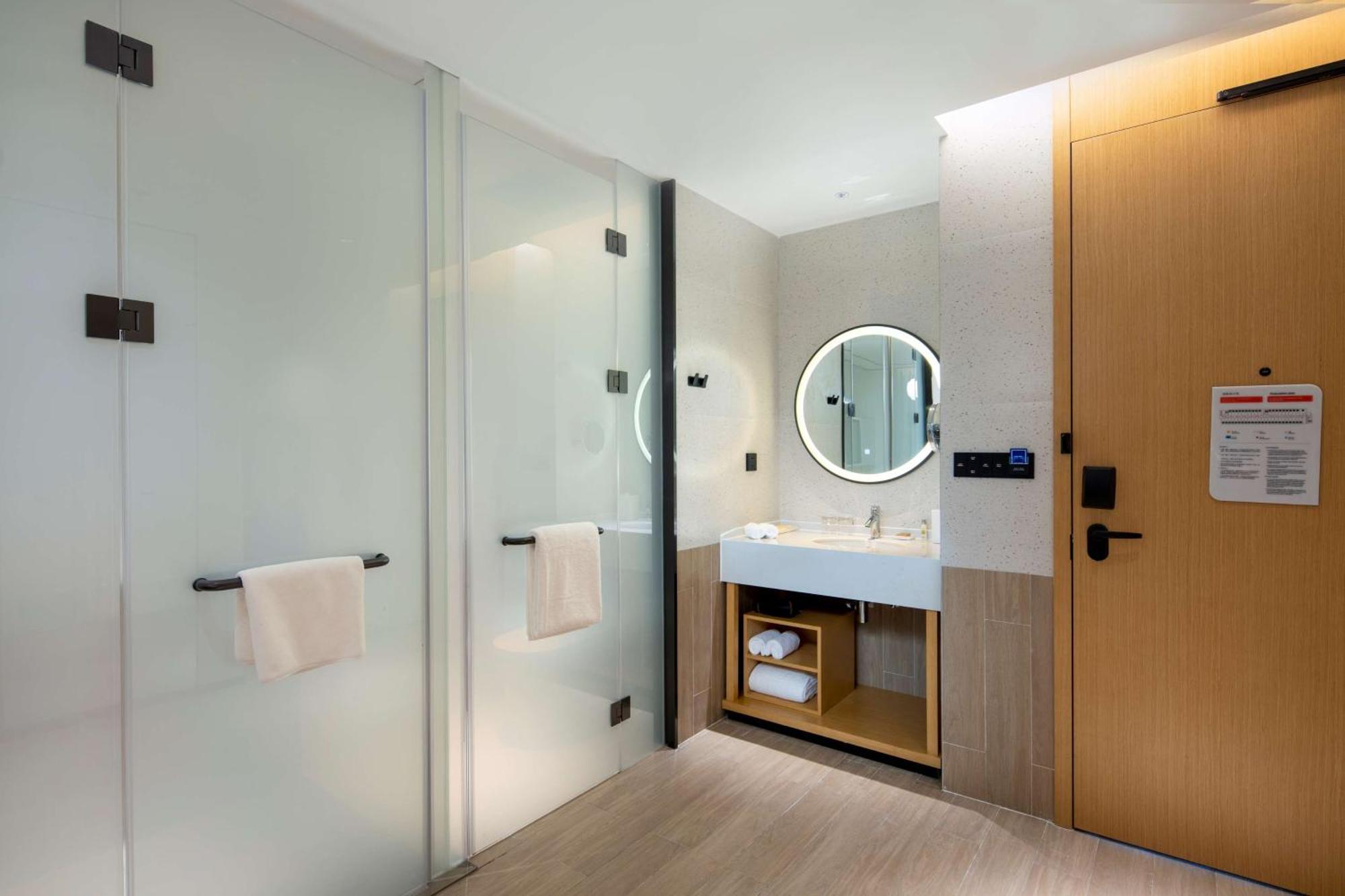 Hilton Garden Inn Shenzhen Nanshan Avenue Eksteriør billede