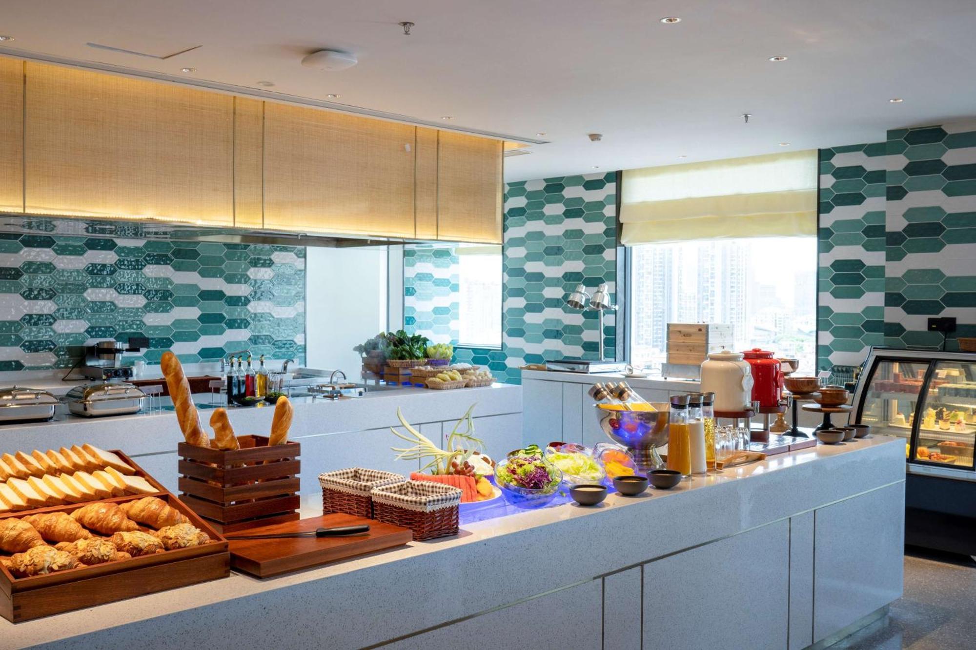 Hilton Garden Inn Shenzhen Nanshan Avenue Eksteriør billede
